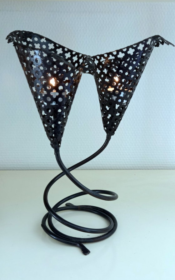 Image 1 of Coppia di candelabri doppi in metallo traforato, stile Matégot, anni '60/'70