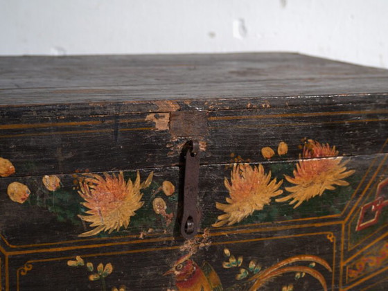 Baule antico dipinto in legno di pino – Cina, circa 1900 – Armadi contenitori, Iron (photo 13 of 40)