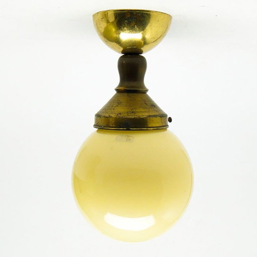 Lámpara de techo Art Déco de Huta Zawiercie, Polonia, años 30 – plafondlampen, Glass, Brass (photo 2 of 16)