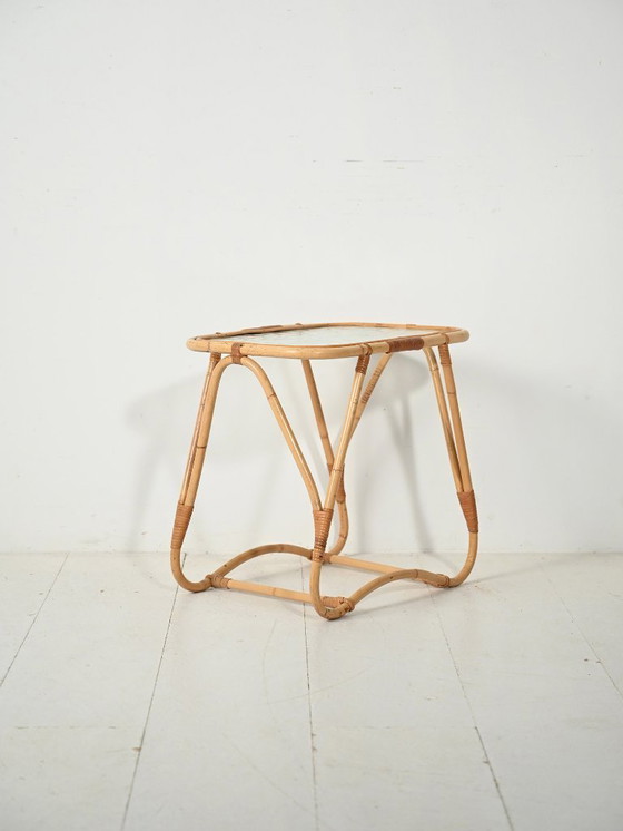 Image 1 of Mesa de centro de bambú con vidrio esmerilado