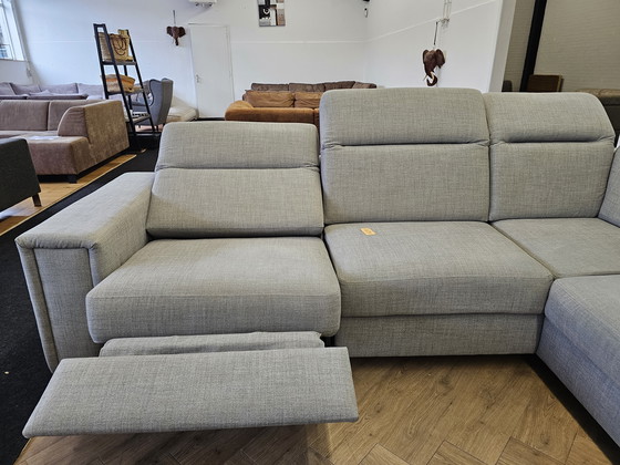 Image 1 of Henders & Hazel - Divano angolare regolabile elettricamente