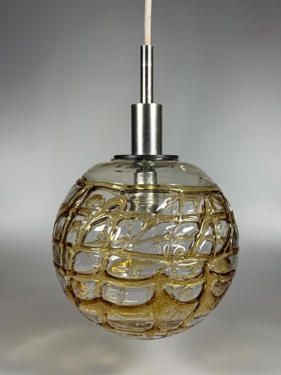 Lampada a sospensione Globe degli anni '60/'70 di Doria Leuchten, Germania. – Lampade a sospensione, Metal (photo 2 of 13)