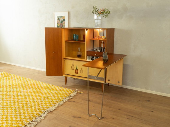 Image 1 of Huisbar, secretaire en andere accessoires uit de jaren 50 in mid-century stijl.