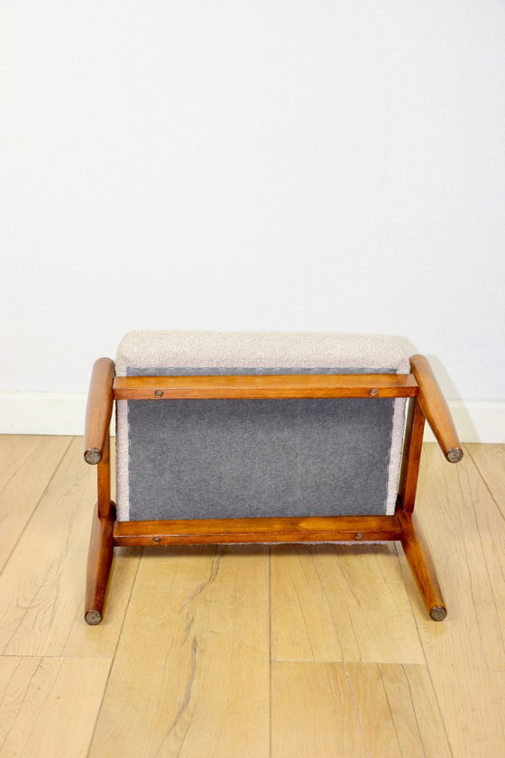 Image 1 of Edmund Homa Hocker, beige Bouclé-Sitzfläche, dunkle Beine