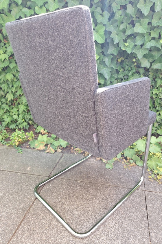 6 sillas de comedor de diseño Artifort – Metal, Textile (photo 4 of 9)