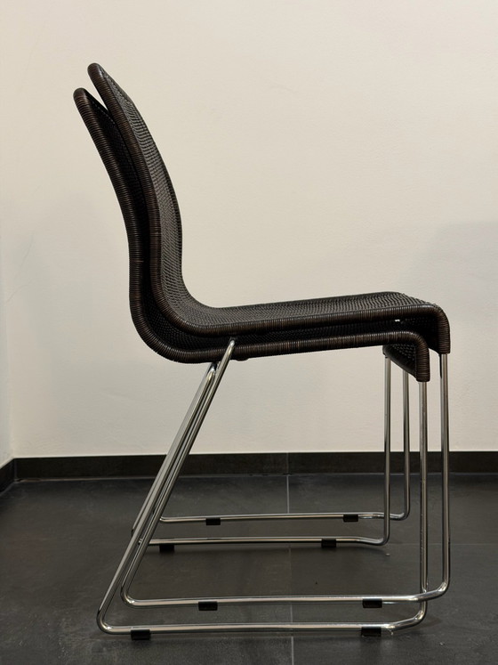 Design-Essplatz | Granittisch nach Maß + 2 FLY Peddigrohr-Stapelstühle – Esszimmergarnitur, Metall, Rattan (photo 7 of 15)