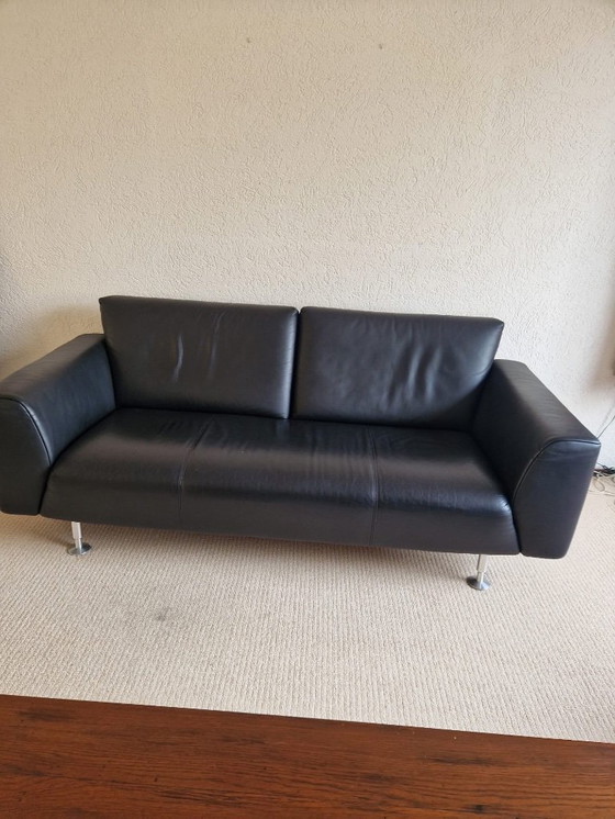 Image 1 of Rolf Benz designer sofa – black leather, minimalist & stylish