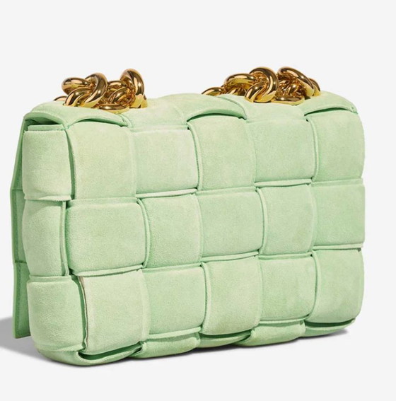 Image 1 of Borsa BOTTEGA VENETA Cassetta in pelle scamosciata verde - 103236