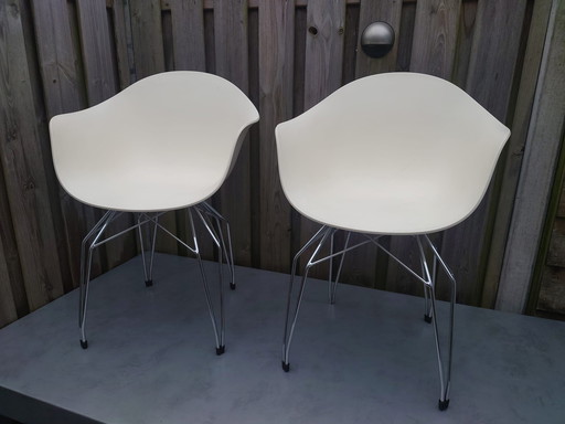 Sedie TA design per TOOU di Simone Viola