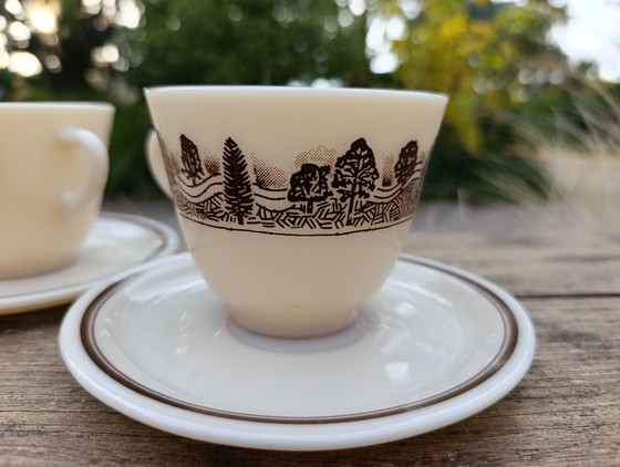 2 tazze / sottotazze vetro opalino decoro bucolico, JAJ Pyrex England – Accessori da tavola (photo 5 of 7)