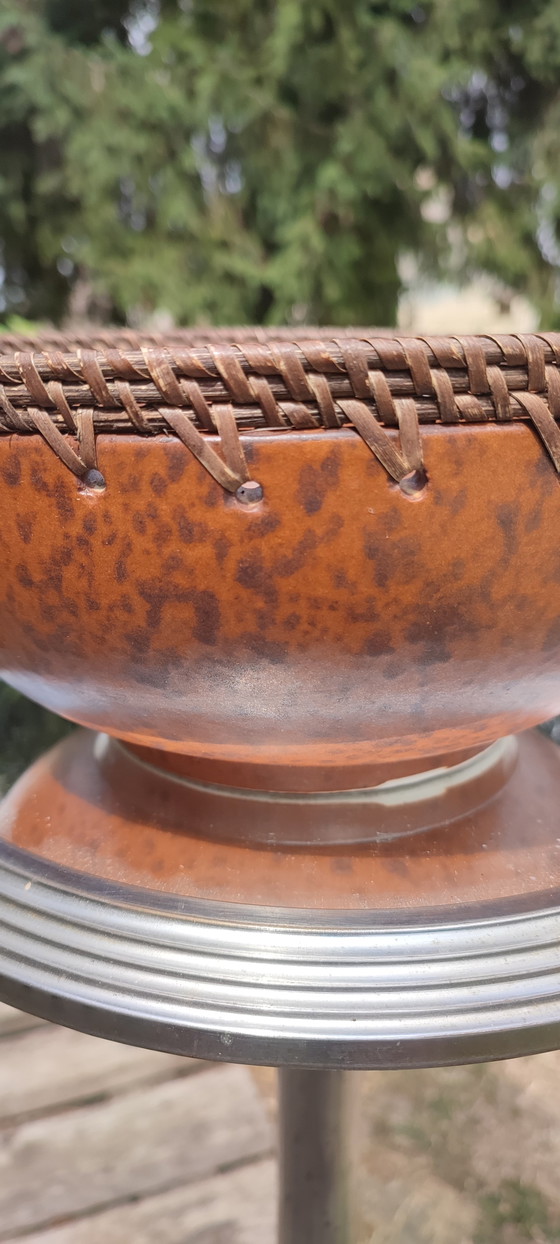 Image 1 of Coupe poterie Rinjani Lombok Indonésie Argile et rotin