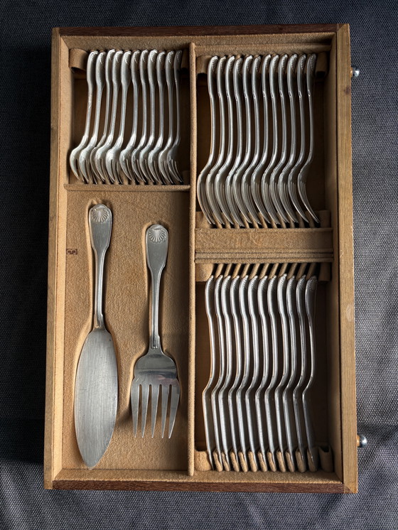 Image 1 of Prestigieux Service Christofle Vendôme "Honnorat Marseille" - 146 Pièces avec Cabinet d'Origine