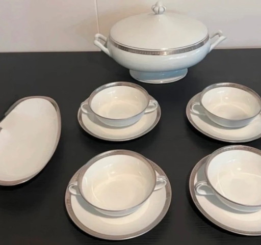 Bernardaud 20-piece set