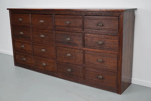 Franse gerestaureerde eikenhouten apothekerskast / ijzerwarenkast, 1920/1930s