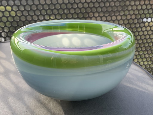 Unique bowl by glass artist Misha Ignis