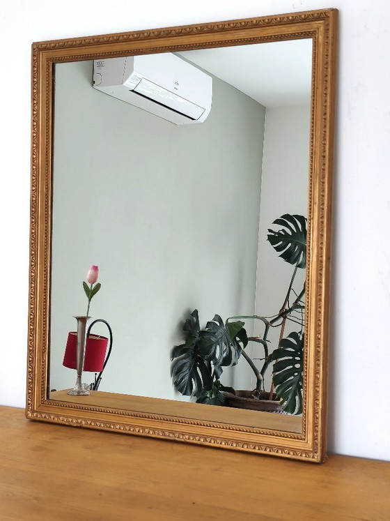 Antieke spiegel met verguld en gevormd houten frame. – Wood (photo 8 of 13)