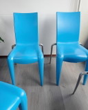 Conjunto icónico de 4 sillas Luis XX diseñadas por Philippe Starck para Vitra (1998).