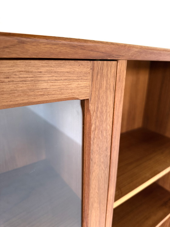 Image 1 of Vintage teakhouten vitrinekast, Brouer Møbelfabrik ‘60