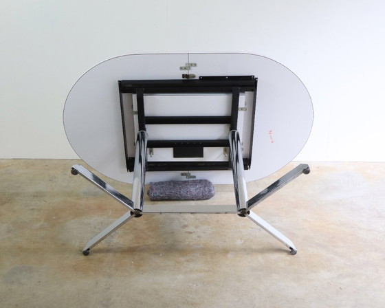 Image 1 of Vintage extendable dining table