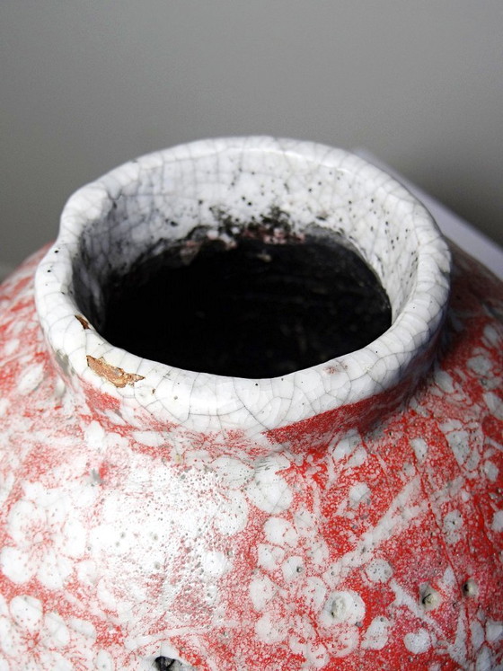 Image 1 of Vaso in ceramica raku smaltata vintage anni '80-'90 con decorazione a fiori di ciliegio.