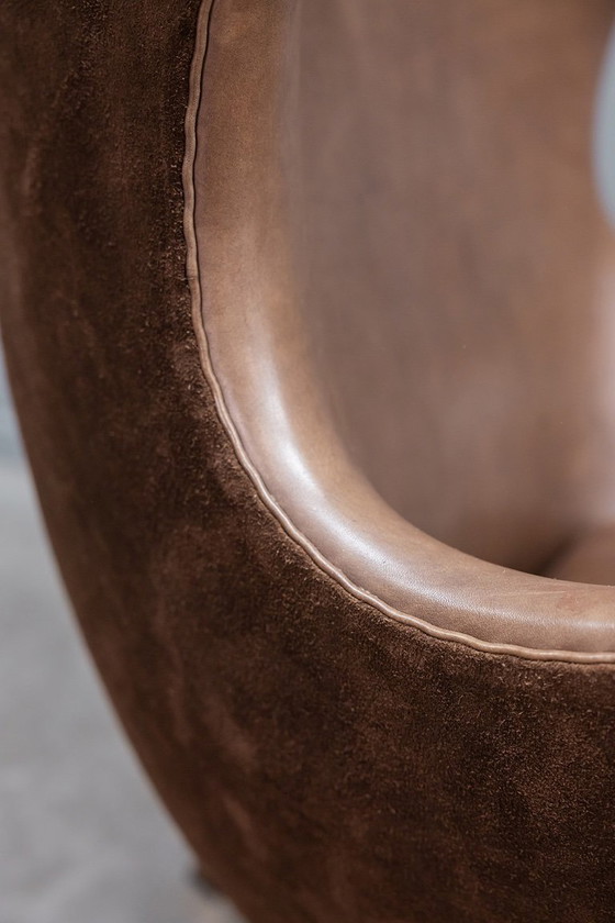 Image 1 of Fauteuil œuf édition anniversaire