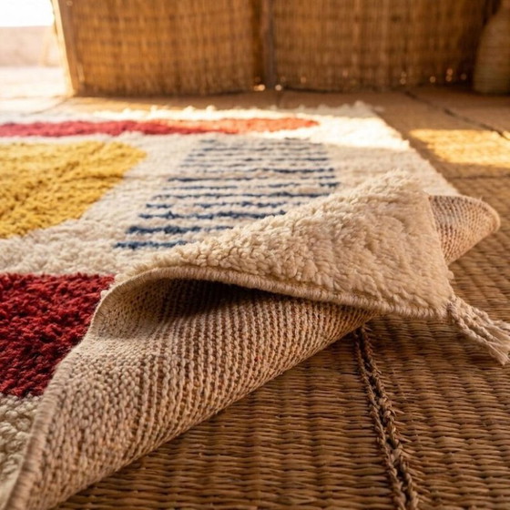 Image 1 of Alfombra bereber hecha a mano de 250 cm x 150 cm.