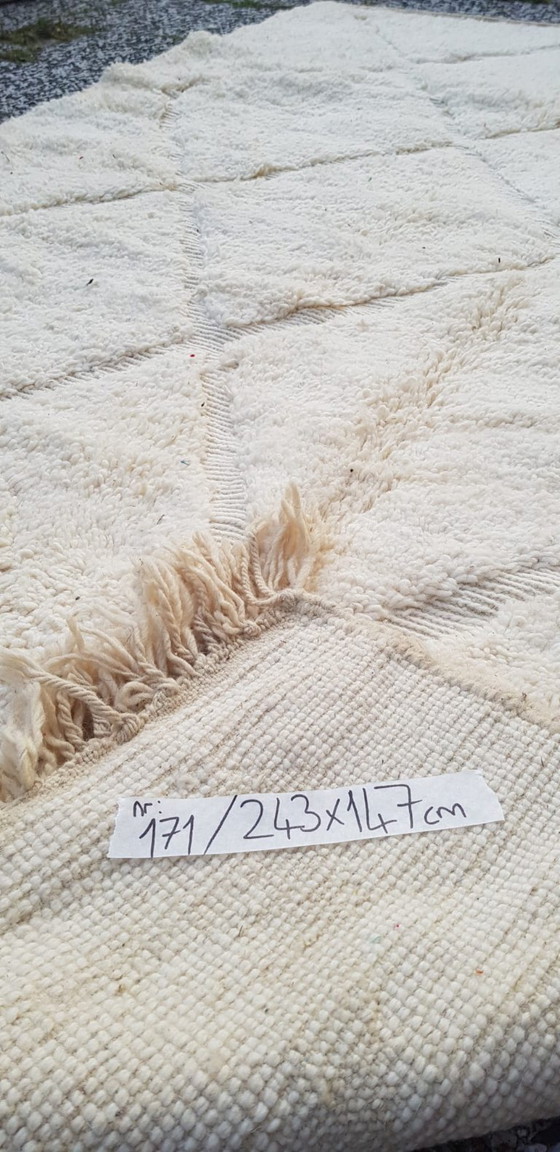 Image 1 of Handgeknoopt Berber tapijt wol 243x147cm