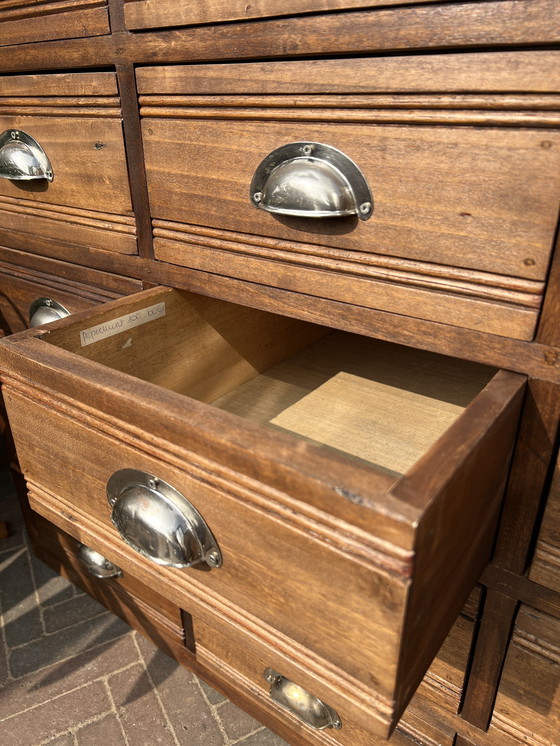 Image 1 of Botiquín antiguo - Cómoda de roble
