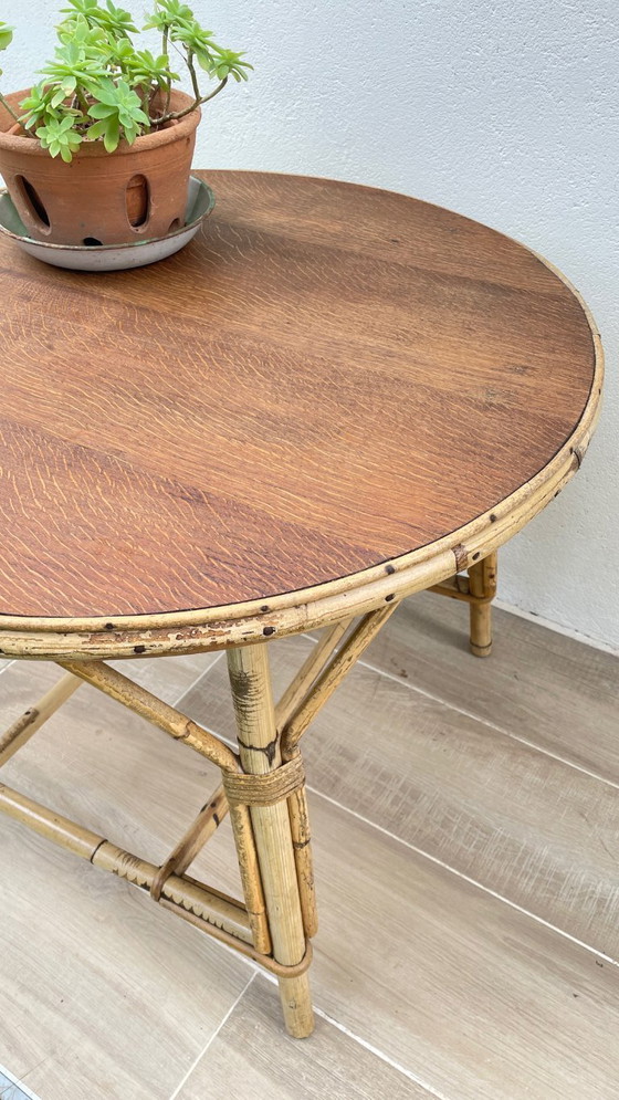 Image 1 of TABLE Basse RONDE Rotin et Chêne VINTAGE