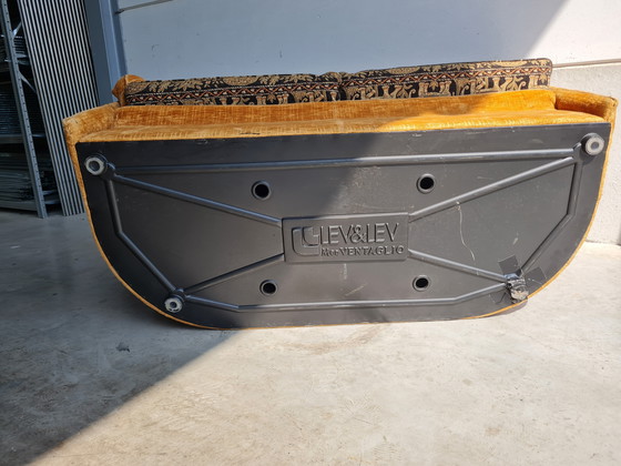 Image 1 of Rara Poltrona Vintage – Lev&amp;Lev Italia – Modello Ventaglio (anni '80)