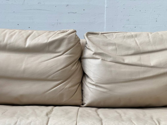 Image 1 of Vintage beige leren tweezitsbank, Zwitserland, jaren 80