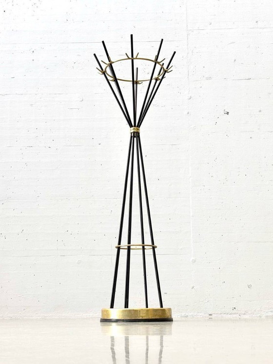 Image 1 of Armoire pivotante italienne avec éléments en laiton, Italie des années 1950