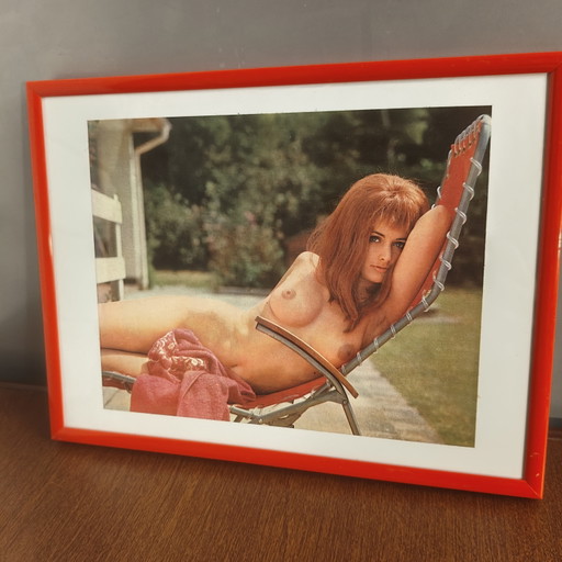 Originele tijdschriftfoto uit 1968 – Ingelijste vintage glamourkunst – fotolijsten, Paper, Plastic