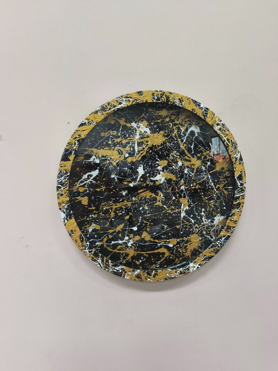 Image 1 of Lux-SutuDesigns Uhr