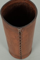 poubelle en cuir