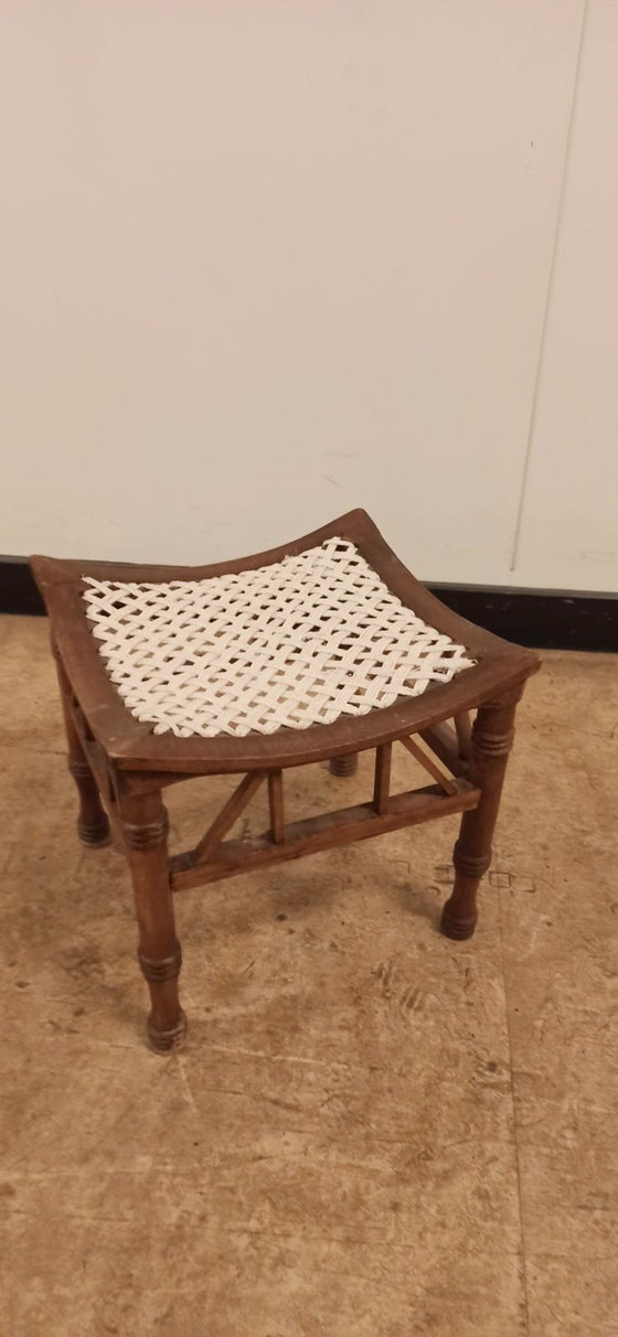 Image 1 of Kruk di Tebe in stile neo-egiziano d'epoca