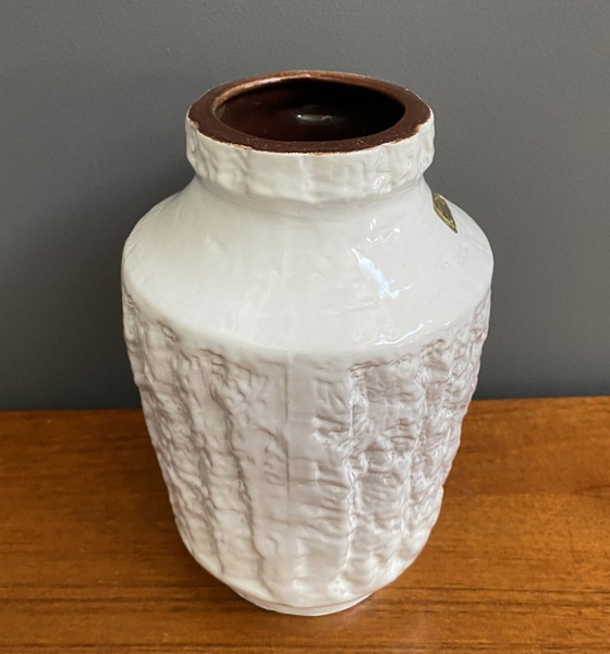 Image 1 of White fat lava vase by Carstens West Germany model 222-20 1970s