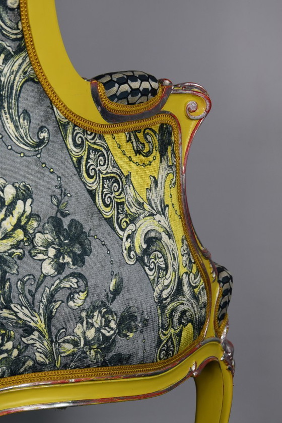 Image 1 of Poltrona storicista