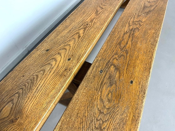 Image 1 of Franse brutalistische bank van massief eikenhout uit het midden van de 20e eeuw, jaren 60.