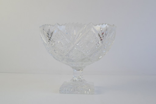 Elegant Cut Crystal Bowl Czechoslovakia, 20th Century