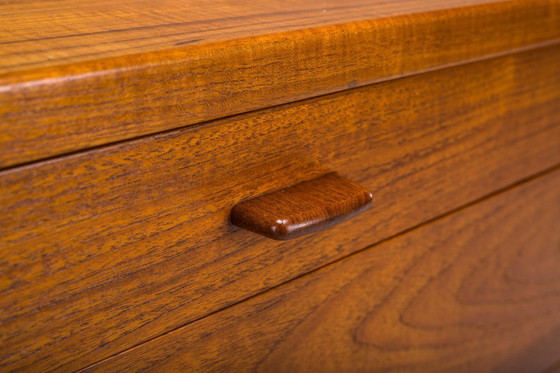 Image 1 of Aparador en teca de Hans J. Wegner para Ry Furniture, 1959