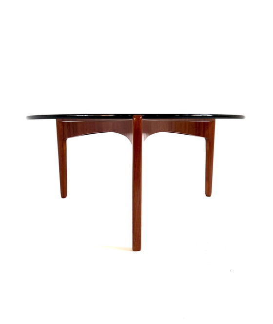 Vintage Coffee Table Model No. 104, Sven Ellekær ‘60 – Glass, Wood (photo 3 of 14)