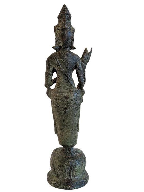 Estatua de bronce de Avalokiteshvara sobre loto – Esculturas, Bronze (photo 4 of 10)
