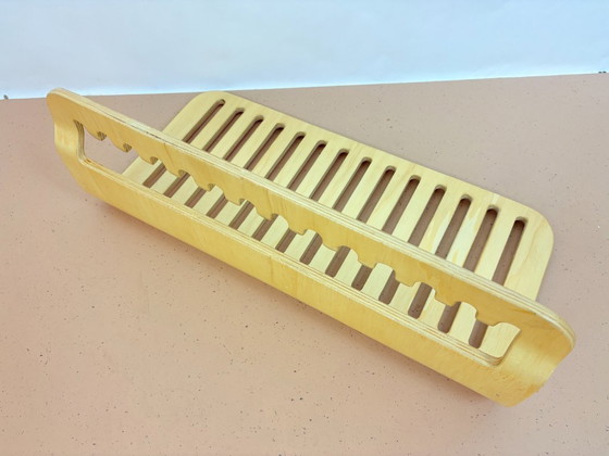 Image 1 of Percha de madera contrachapada curvada sueca - Kantra