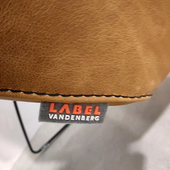 Image 1 of Sillón Don de LABEL Vandenberg con reposapiés