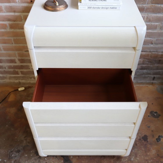 Image 1 of Vintage ladekast post modern space