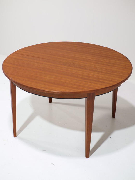 Image 1 of Tavolo da pranzo allungabile Omann Jun 55 in teak, stile vintage danese