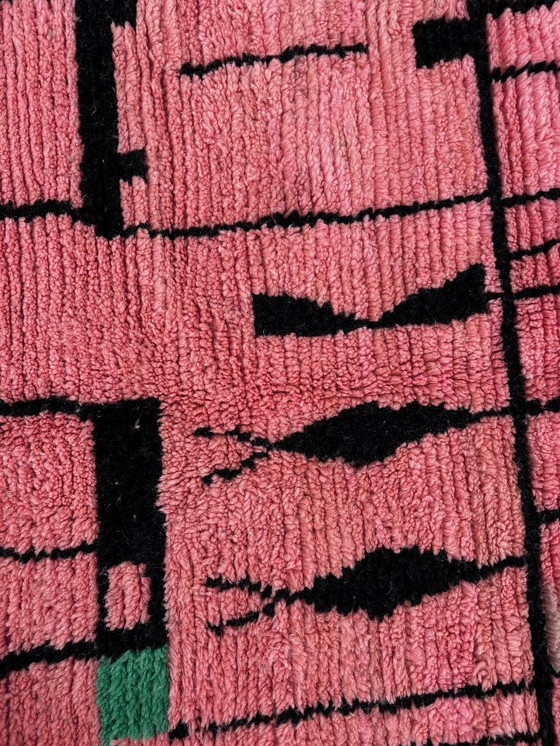 Image 1 of Tapis marocain rose fait main 160x270 cm, tapis doux et moelleux, décoration bohème