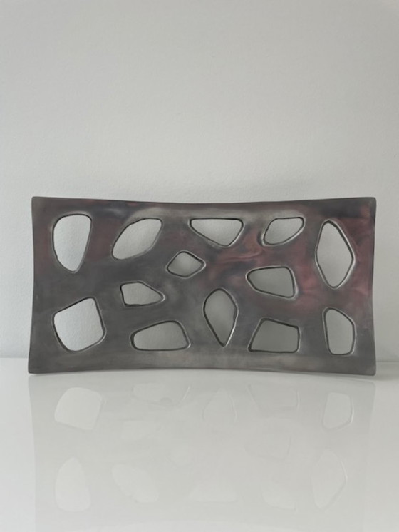 Image 1 of Artistieke aluminium schaal met opengewerkt patroon