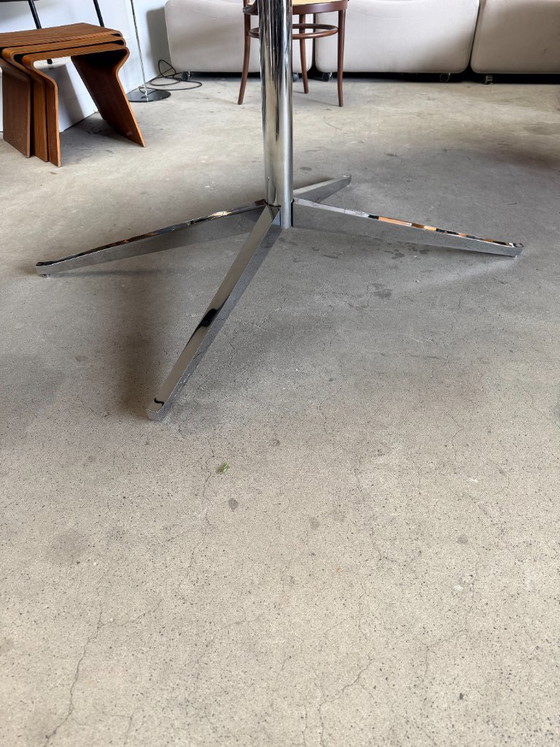 Florence Knoll ovaler Tisch, Florence Knoll – Esstische, Kunststoff, Chrom (photo 5 of 12)
